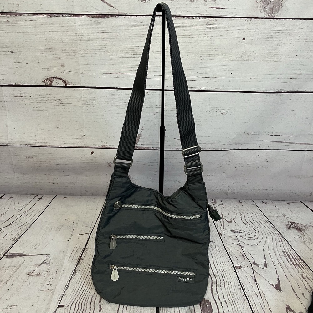 Baggallini Classic‎ 3 Zip Crossbody Purse Dark Gray Medium Size Travel Bag